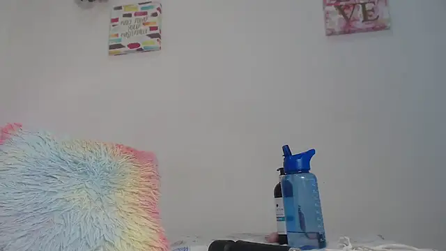 AlannaHarper webcam