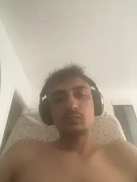 SpyingTouching webcam
