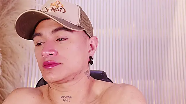 LiamDeep webcam