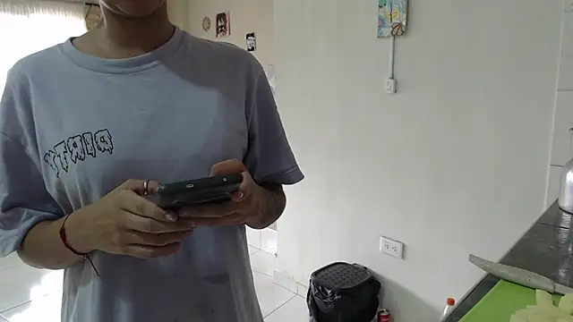 AlinaWoolf_ webcam