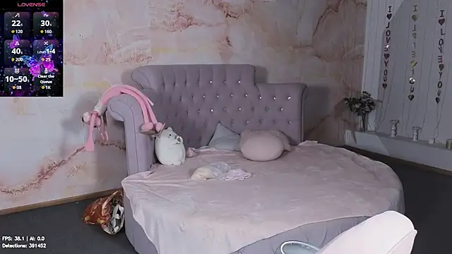 Penelope_Pinky webcam