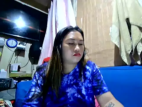 Lonely_Heart webcam