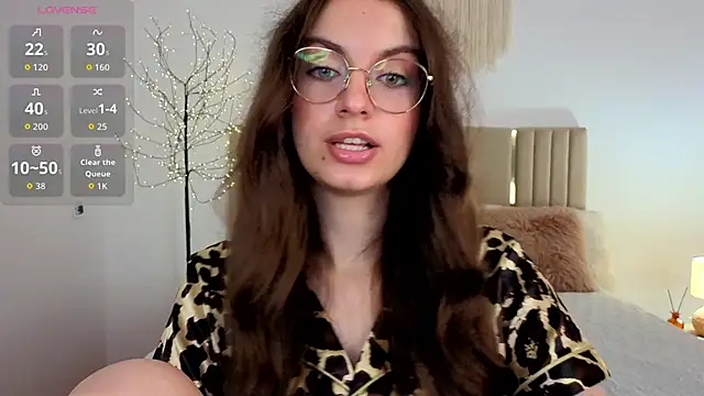 Real_cutie1 webcam