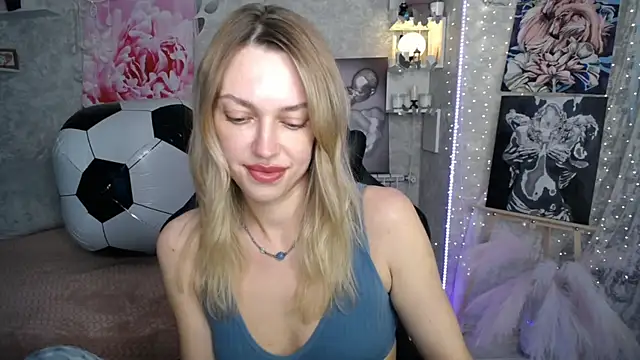 NickyAdamidi webcam