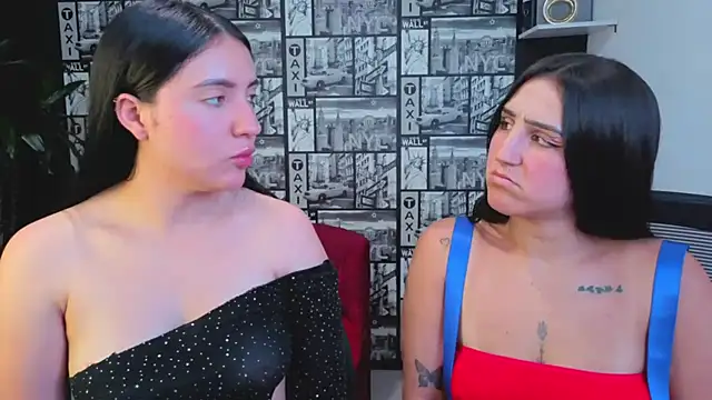 Isa_And_Natasha webcam