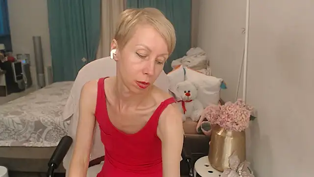LuxuryNika webcam