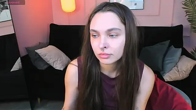 ChloeSunny webcam