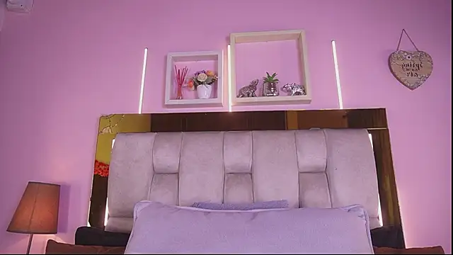 emmy_r live cam