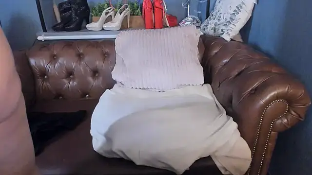 JessicaFoxie webcam