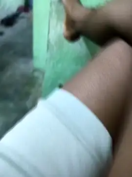 vamshihyd (M young) - Showing dick and jerking off, makemecum