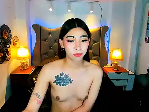 yourdreamgoddes (T teen) - GET MY KNEES SLAVE BOY!!! FULLY DIRTY CU
