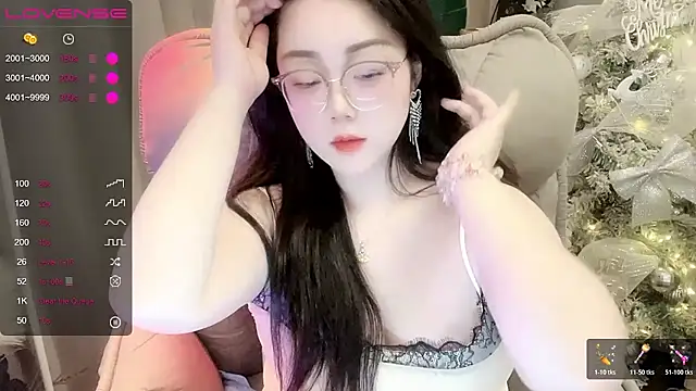 Monica-666888- webcam