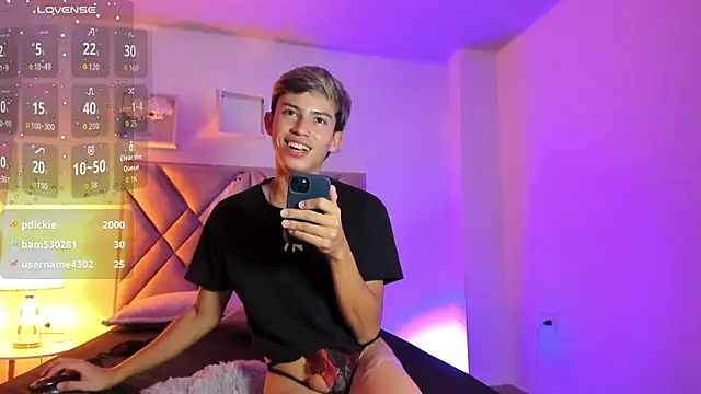 baby_noahtt - Baby_noahtt's free webcam - UK Sex Cams