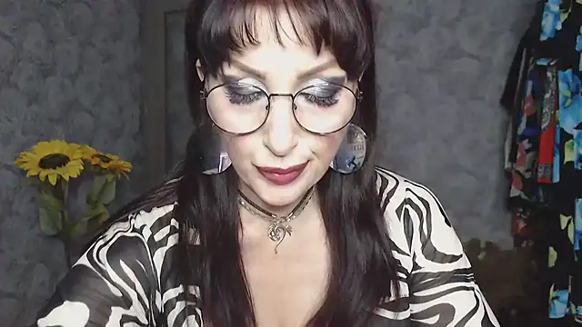 Aziza1 webcam