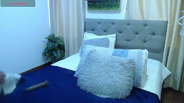 sasi_luna webcam