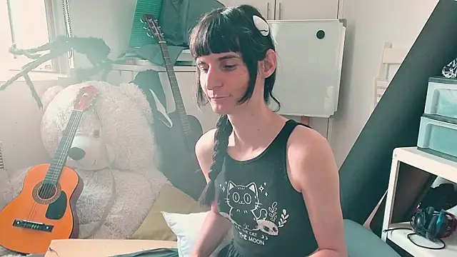 CeriseLapine webcam