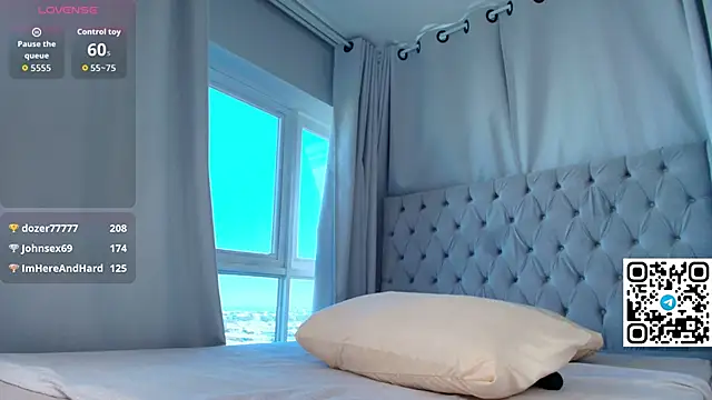 Skinny_Alice webcam