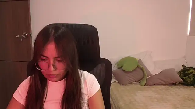 abbyyandmaxx - Abbyyandmaxx's free webcam - UK Sex Cams