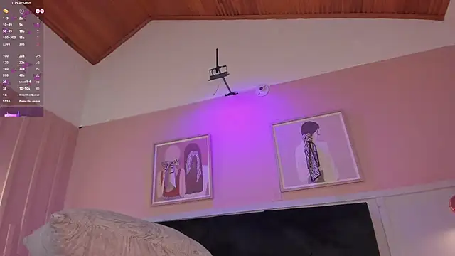 elodie_walker webcam