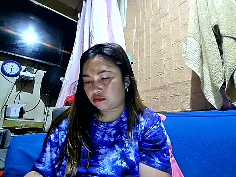 Lonely_Heart webcam