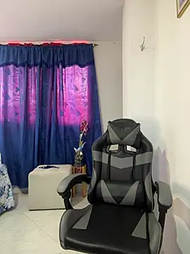 Alessandra_Schmoll webcam
