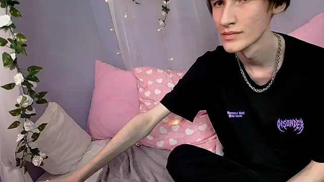 NoriMoore webcam