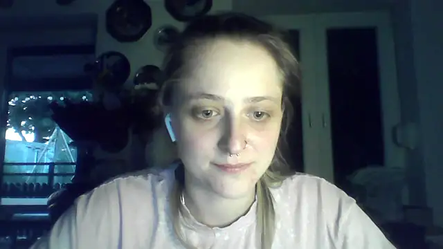 LeaWetGirl webcam
