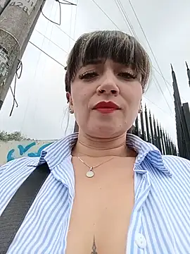 tata_sanz_ webcam