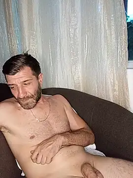 alexdaniel89 (Ask my age) - neked all outsid for 2 minute