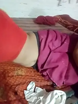 Hindicouple1 live sex cam