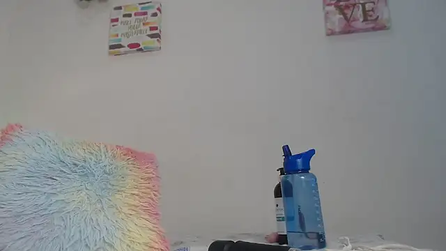AlannaHarper webcam