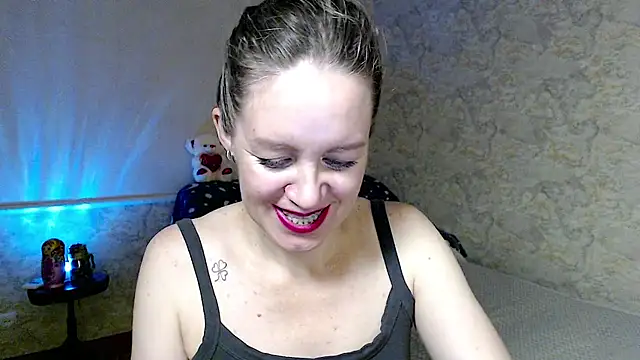 fern_lust - Fern_Lust's free webcam - UK Sex Cams