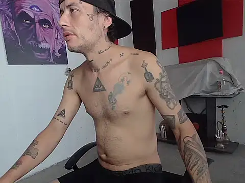 patrik_tattoo_ webcam