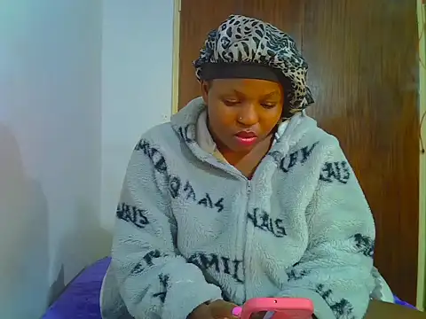 SweetHoney21_ webcam