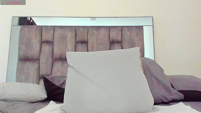 alyssia_ocean webcam