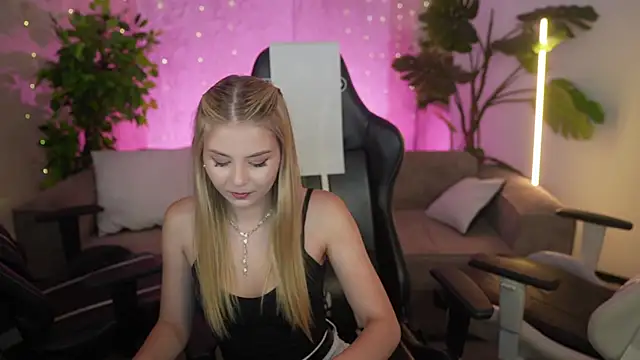 Melissa_kiss054 webcam