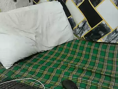 lilmomaa webcam
