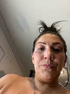 LittleMissEeve 😬 online sex stream