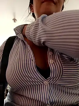 tata_sanz_ webcam