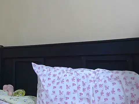 kinkydolll webcam