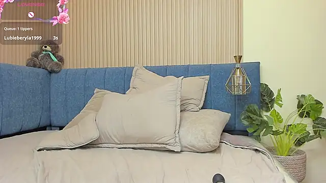 zara_milf webcam