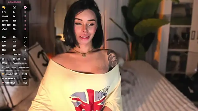 ParisianDoll webcam