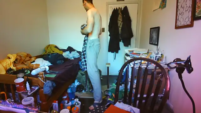 JohnnyMoves webcam
