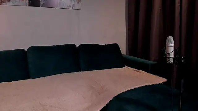 YourMuseJulie webcam