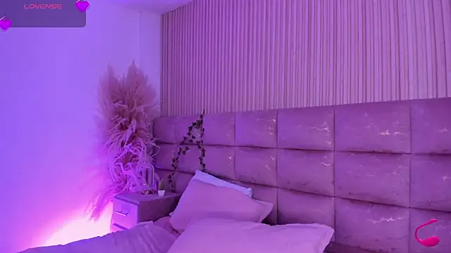 HannaRhodes webcam