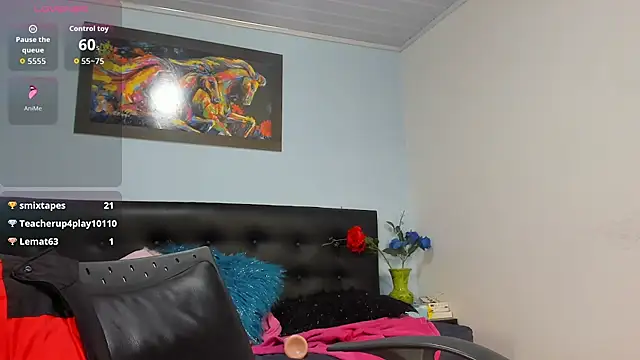 kaylaMinov_ webcam