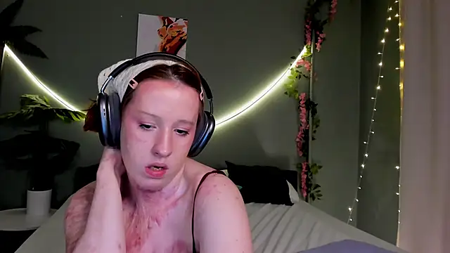 Maya_foxy webcam