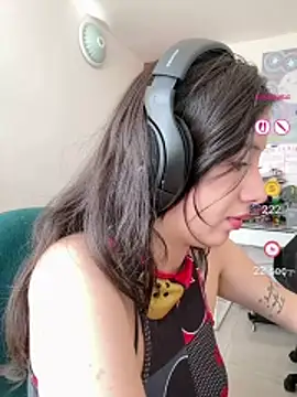 Annie_loveer webcam