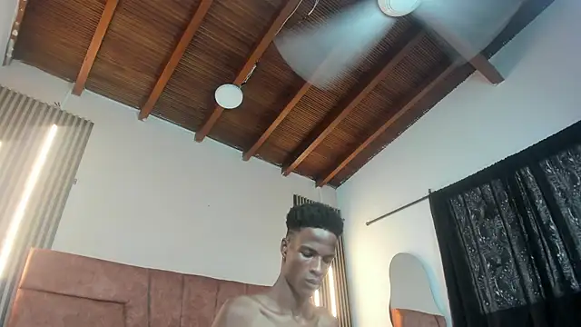 Tyson_Reed webcam