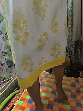 Hotty-Rani-Bhabi webcam
